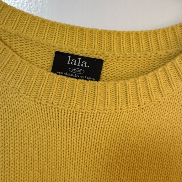 Dressed in Lala Smiley Serotonin Sweater - Picture 4 of 4